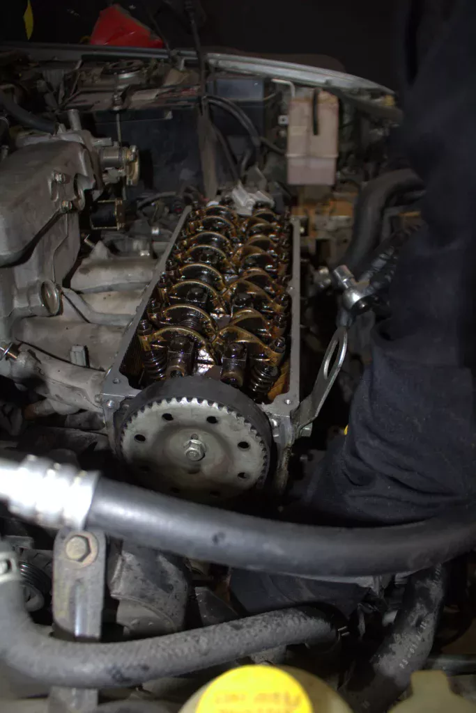 Reparación de motor en jj service pro